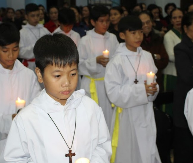 Hình ảnh Thánh Lễ đêm Giáng Sinh Gx Dương Sơn