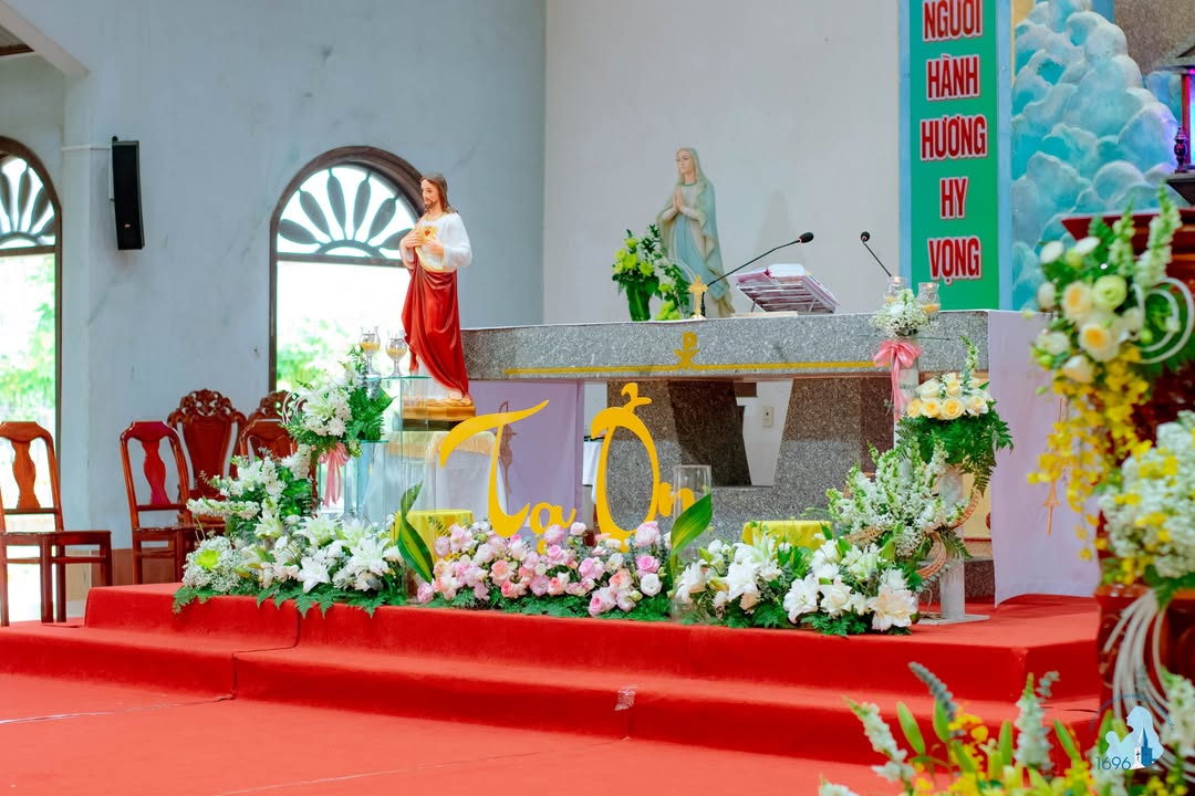 Hình ảnh Thánh lễ Tạ Ơn Hồng Ân Vĩnh Khấn của Soeur Maria Phan Thị Thanh Phượng