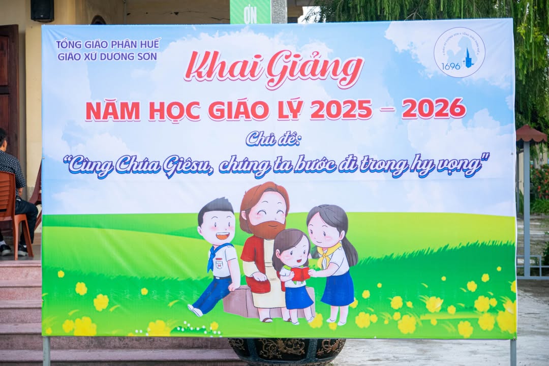 Hình ảnh: Thánh Lễ Khai Giảng Năm học Giáo Lý 2025-2026