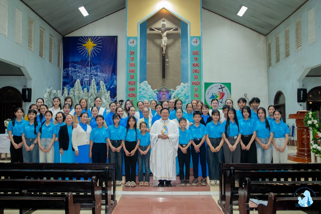 08.12 - Đức Mẹ Maria Vô Nhiễm Nguyên Tội