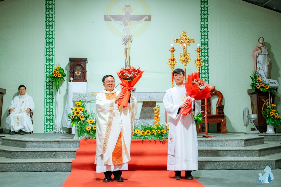 19.03 - Hình ảnh Thánh lễ Thánh Giuse bạn trăm năm Đức Maria, bổn mạng Cha Quản xứ Giuse và Thầy Phó tế Giuse.