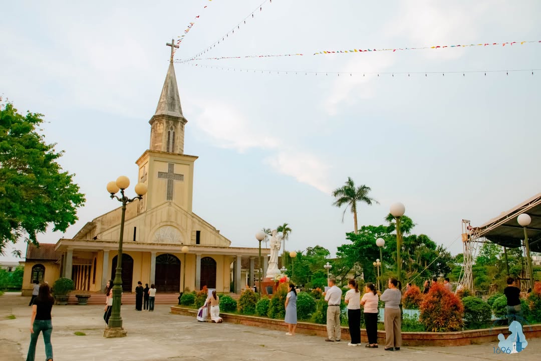 Hãy sám hối và tin vào Tin Mừng (Mc 1,15).