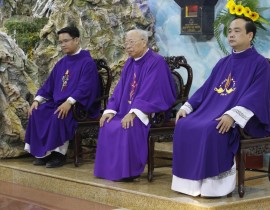Hình ảnh Thánh lễ tạ ơn mừng Kim Khánh Cha Cựu Gioakim Lê Thanh Hoàng 50 năm Linh Mục.